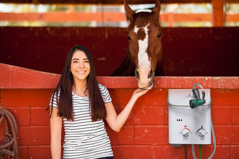 Horse vacuum, metro vac n blo horse vacuum. Clean deeper in half the time. HORSE GROOMING, canada